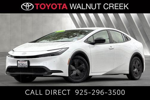 2023 Toyota Prius LE