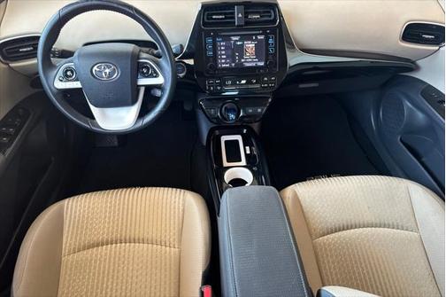 2016 Toyota Prius Three