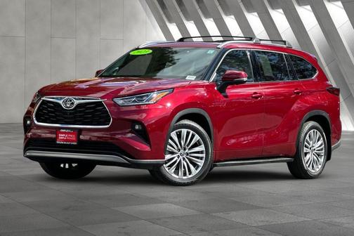 2023 Toyota Highlander Platinum