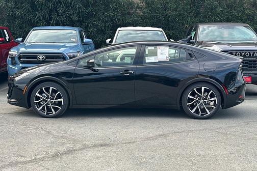 Midnight Black Metallic 2026 Toyota Prius Plug-In Hybrid XSE
