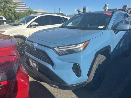 2022 Toyota RAV4 Hybrid SE