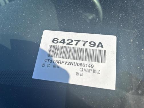2022 Toyota RAV4 Hybrid SE