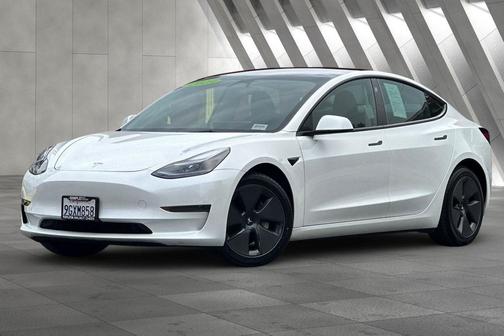 2023 Tesla Model 3 Standard Range
