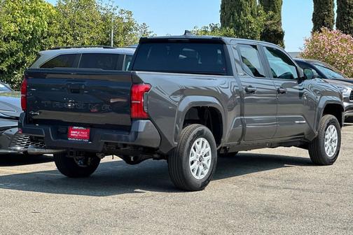 2025 Toyota Tacoma SR5