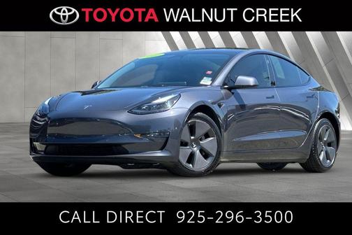 Midnight Silver Metallic 2022 Tesla Model 3 Standard Range