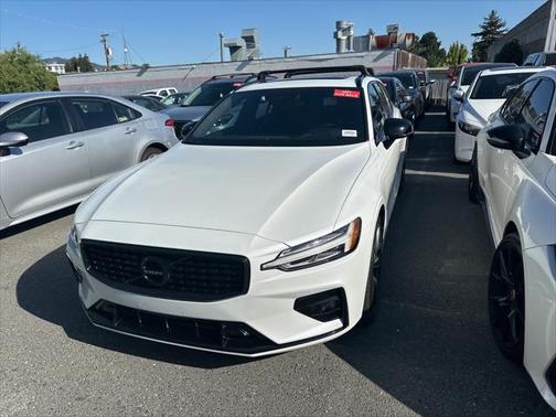 2020 Volvo V60 T5 R-Design