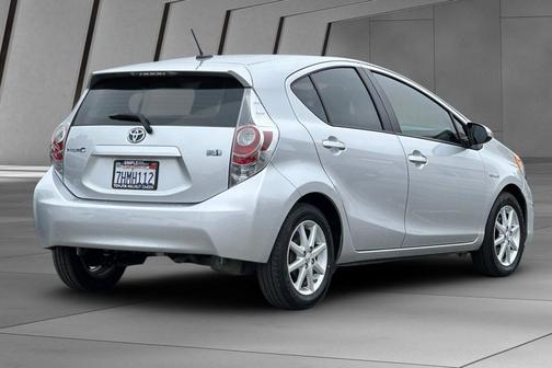 2014 Toyota Prius c Four