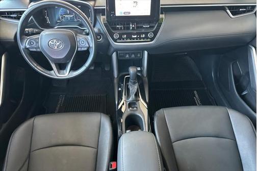 2023 Toyota Corolla Cross XLE