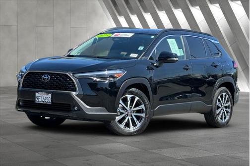 2023 Toyota Corolla Cross XLE