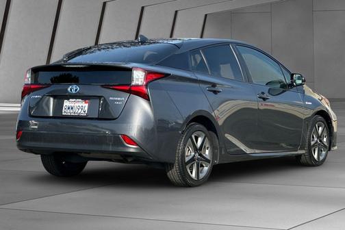 2019 Toyota Prius XLE