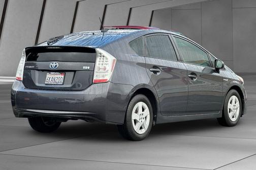 2010 Toyota Prius IV