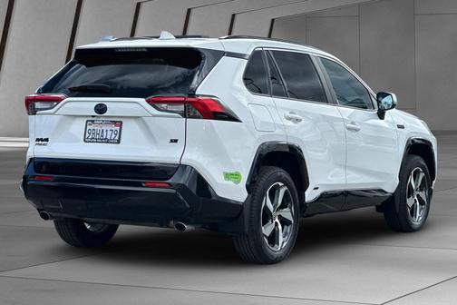 2022 Toyota RAV4 Prime SE