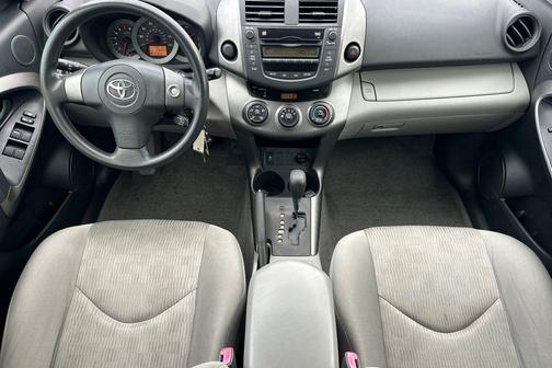 2009 Toyota RAV4 Base