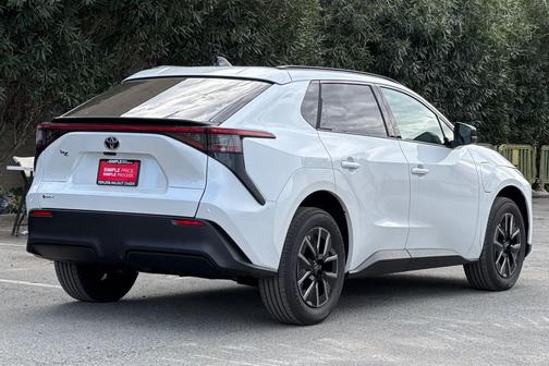 2026 Toyota bZ XLE Plus