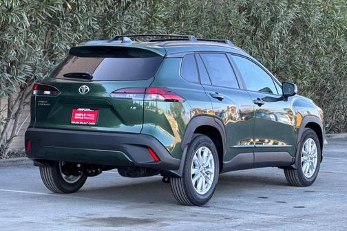 2026 Toyota Corolla Cross LE