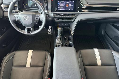 Heavy Metal 2025 Toyota Camry SE