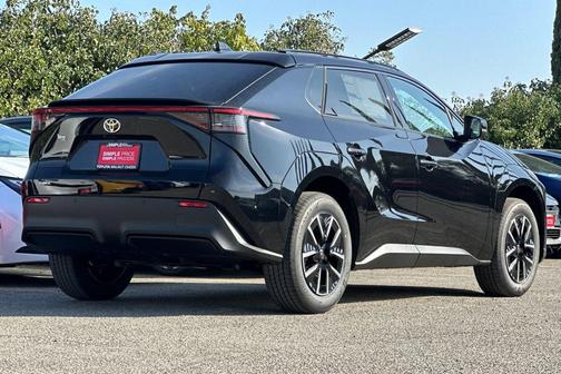 2026 Toyota bZ XLE Plus