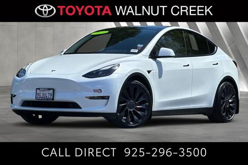 Pearl White Multi-Coat 2023 Tesla Model Y Performance Dual Motor All-Wheel Drive