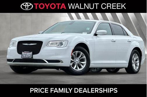 2019 Chrysler 300 Touring