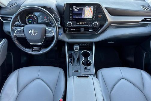 2021 Toyota Highlander Hybrid XLE