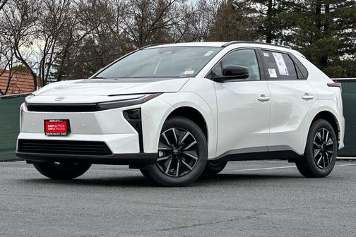 2026 Toyota bZ XLE Plus
