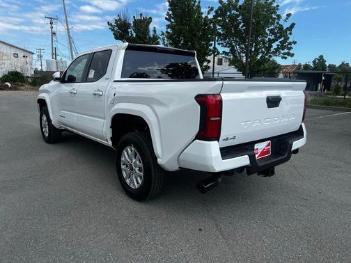 Ice Cap 2026 Toyota Tacoma SR5