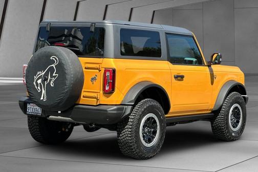 Cyber Orange Metallic Tricoat 2022 Ford Bronco Badlands
