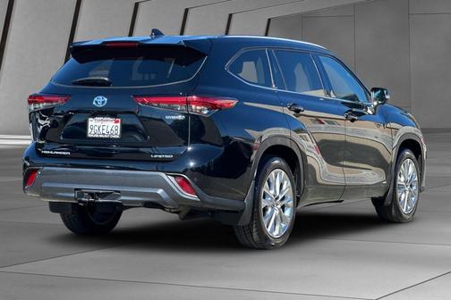 2023 Toyota Highlander Hybrid Limited