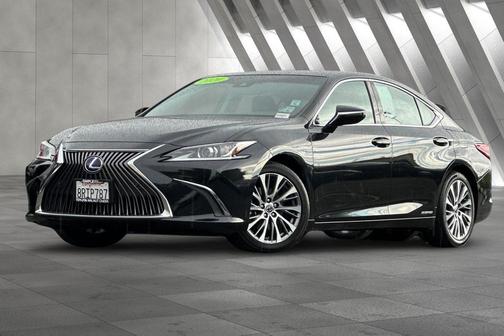 2020 Lexus ES 300h Base