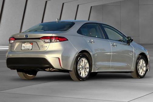 2024 Toyota Corolla Hybrid LE