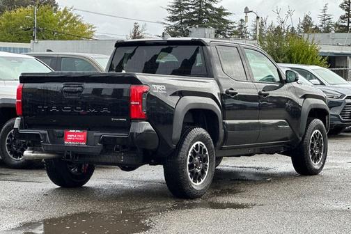 2025 Toyota Tacoma TRD Off Road