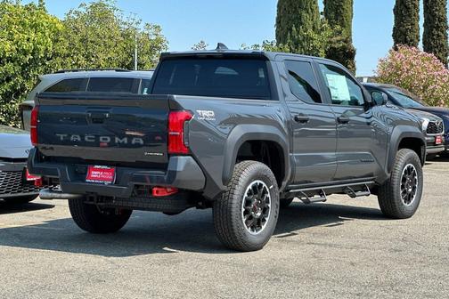 2025 Toyota Tacoma TRD Off Road
