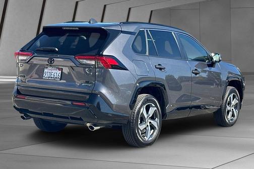 2025 Toyota RAV4 Hybrid SE