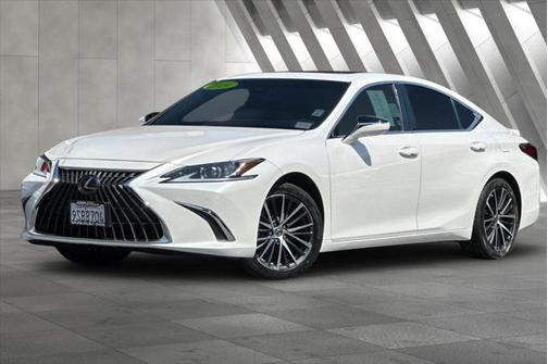 2024 Lexus ES 300h Base