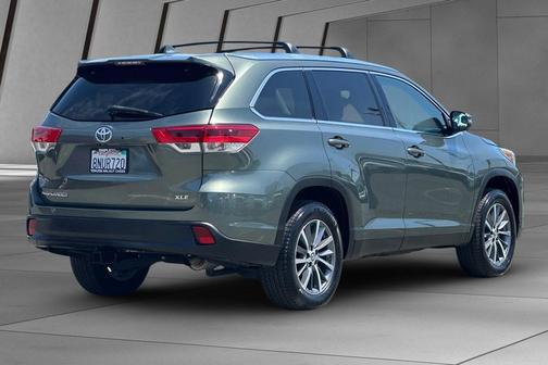 Alumina Jade Metallic 2019 Toyota Highlander XLE
