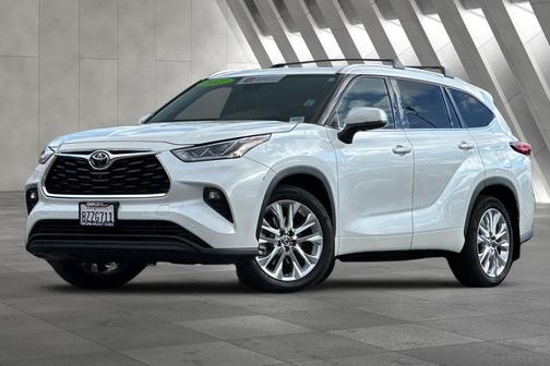 2022 Toyota Highlander Limited