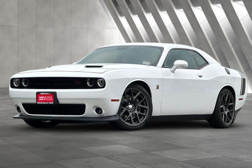 2016 Dodge Challenger R/T Scat Pack
