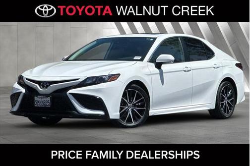 2024 Toyota Camry SE