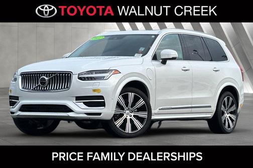 2022 Volvo XC90 Recharge Plug-In Hybrid T8 Inscription 7 Passenger