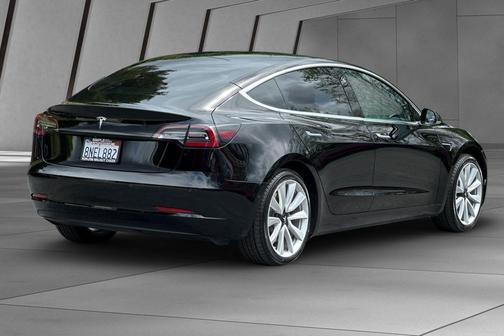 2020 Tesla Model 3 Standard Range Plus