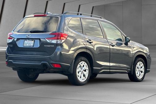 2020 Subaru Forester Base