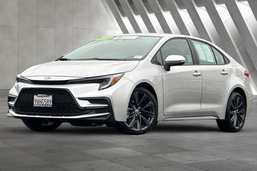 2025 Toyota Corolla SE