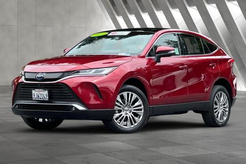 Ruby Flare Pearl 2023 Toyota Venza Limited