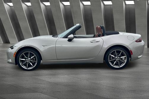 2023 Mazda MX-5 Miata Grand Touring
