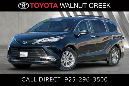 2022 Toyota Sienna XLE