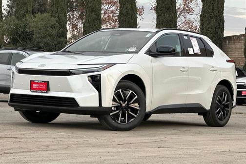 2026 Toyota bZ XLE Plus