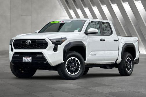 2025 Toyota Tacoma TRD Off-Road