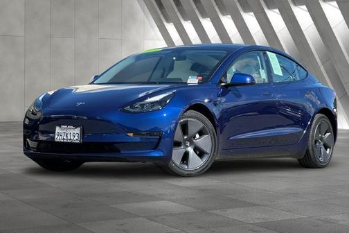 2023 Tesla Model 3 Standard Range