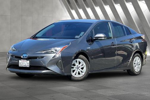 2018 Toyota Prius Three