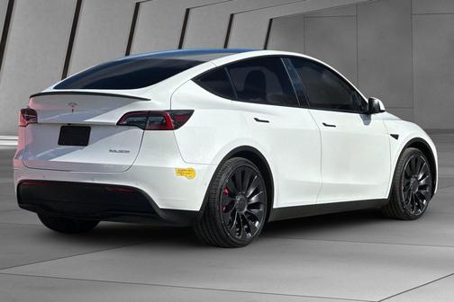 2022 Tesla Model Y Performance Dual Motor All-Wheel Drive